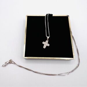 18k White Gold Clear Stone Tiny Cross Pendant on 14k Gold Chain Necklace 3 Grams